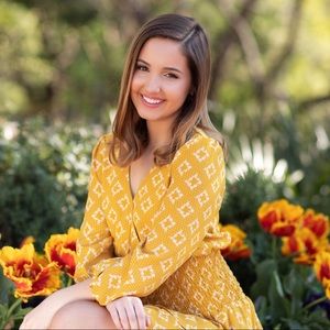 Meet your Posher, Avery